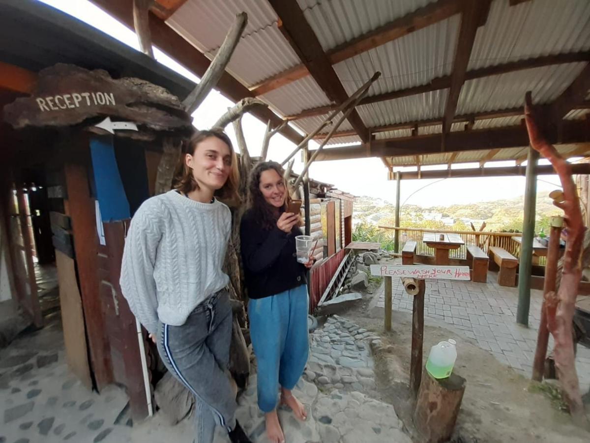 Eagles Nest Hostel Plus Self Catering Private Units Coffee Bay Eksteriør bilde