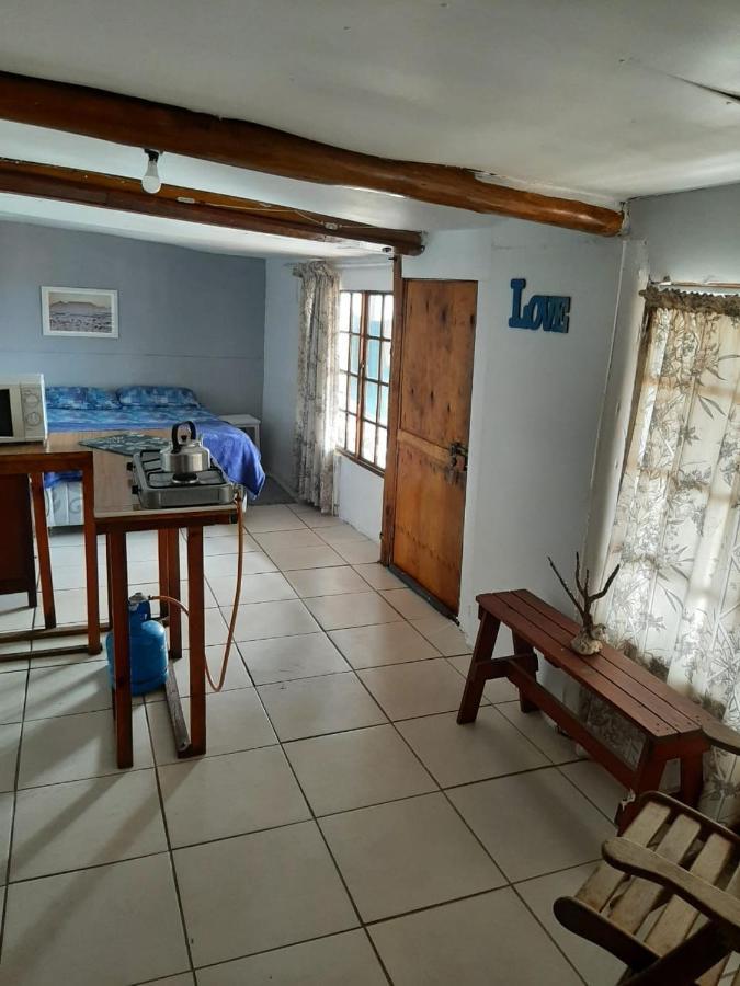 Eagles Nest Hostel Plus Self Catering Private Units Coffee Bay Eksteriør bilde