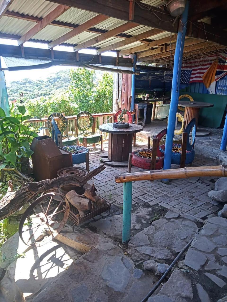 Eagles Nest Hostel Plus Self Catering Private Units Coffee Bay Eksteriør bilde