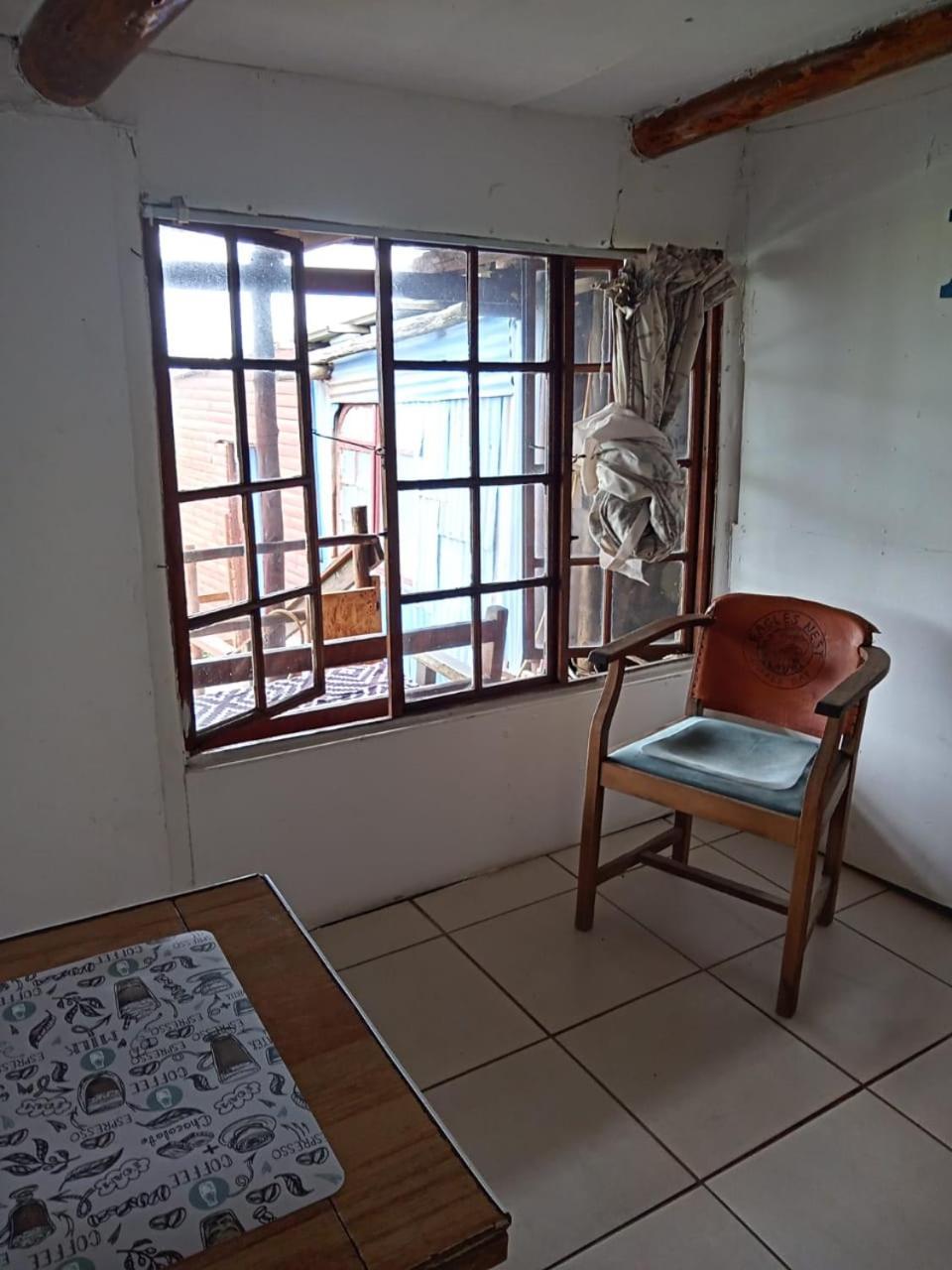 Eagles Nest Hostel Plus Self Catering Private Units Coffee Bay Eksteriør bilde